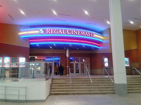 regal springfield town center movies